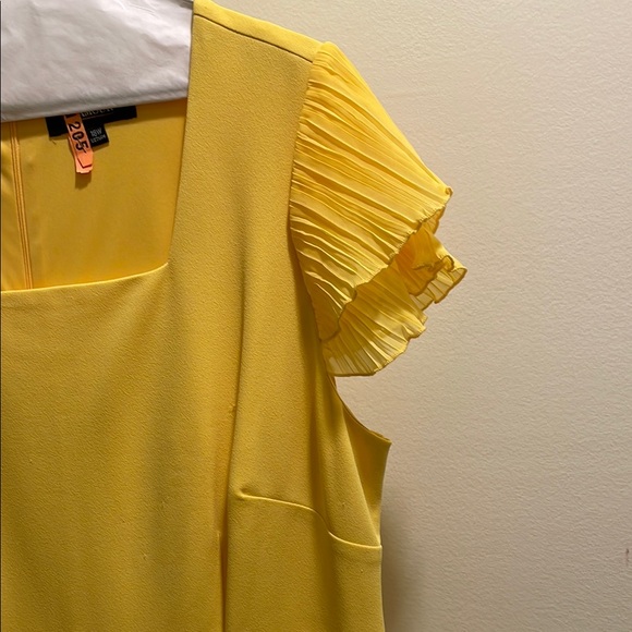 Elegant Yellow Dress - Picture 2 of 11